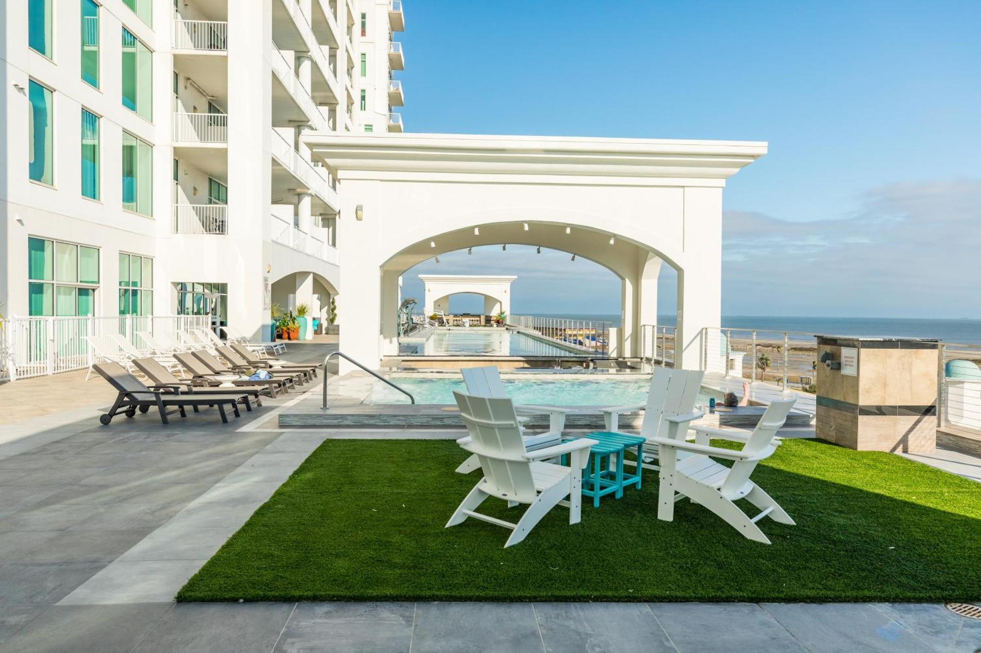 Emerald By The Sea Retreat Galveston Exterior foto